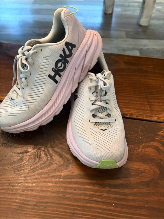 Hoka Shoes - Hoka Rincon 3 Women's size 6